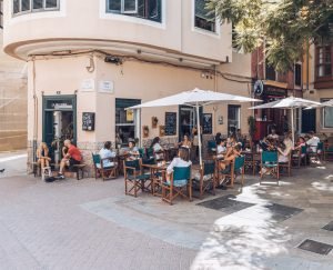 Menikmati Kedai Kopi di Palma de Mallorca Spanyol